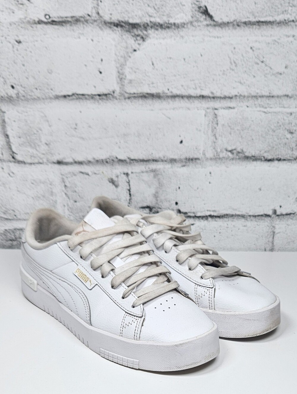 PUMA Cali Court Womens Size 9 White Gold Platform Low Top Sneakers